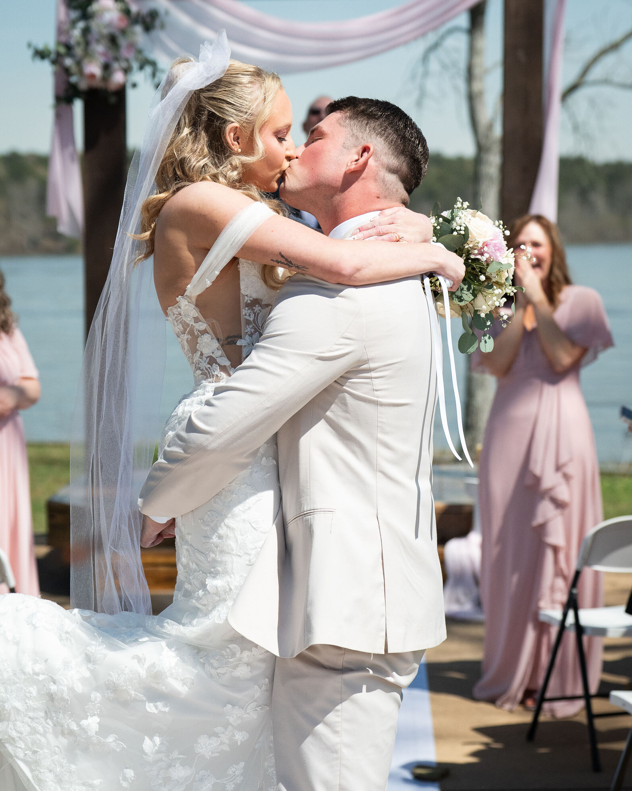 First look between bride and groom — Tennessee wedding photographer